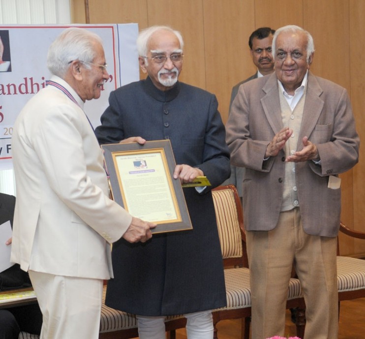 Vice President of India Presents International Gandhi Award for Leprosy 2015